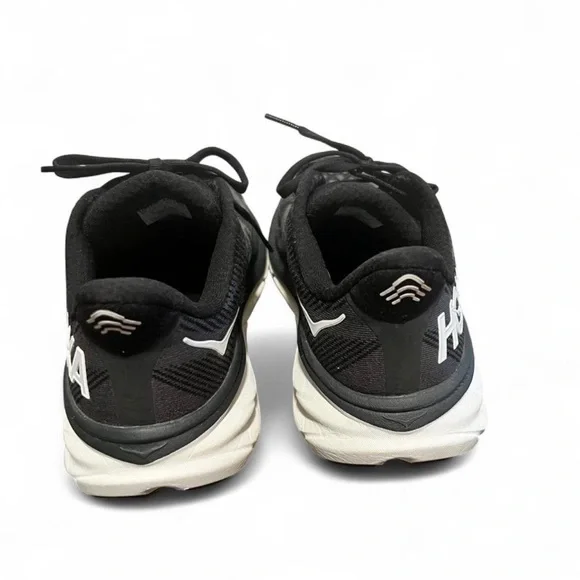 Hoka One One Clifton 9 Black Athletic Running Shoes